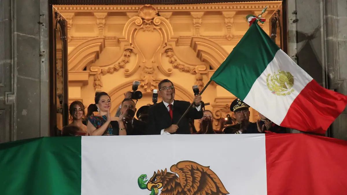 Sergio Salomon en el grito de independencia